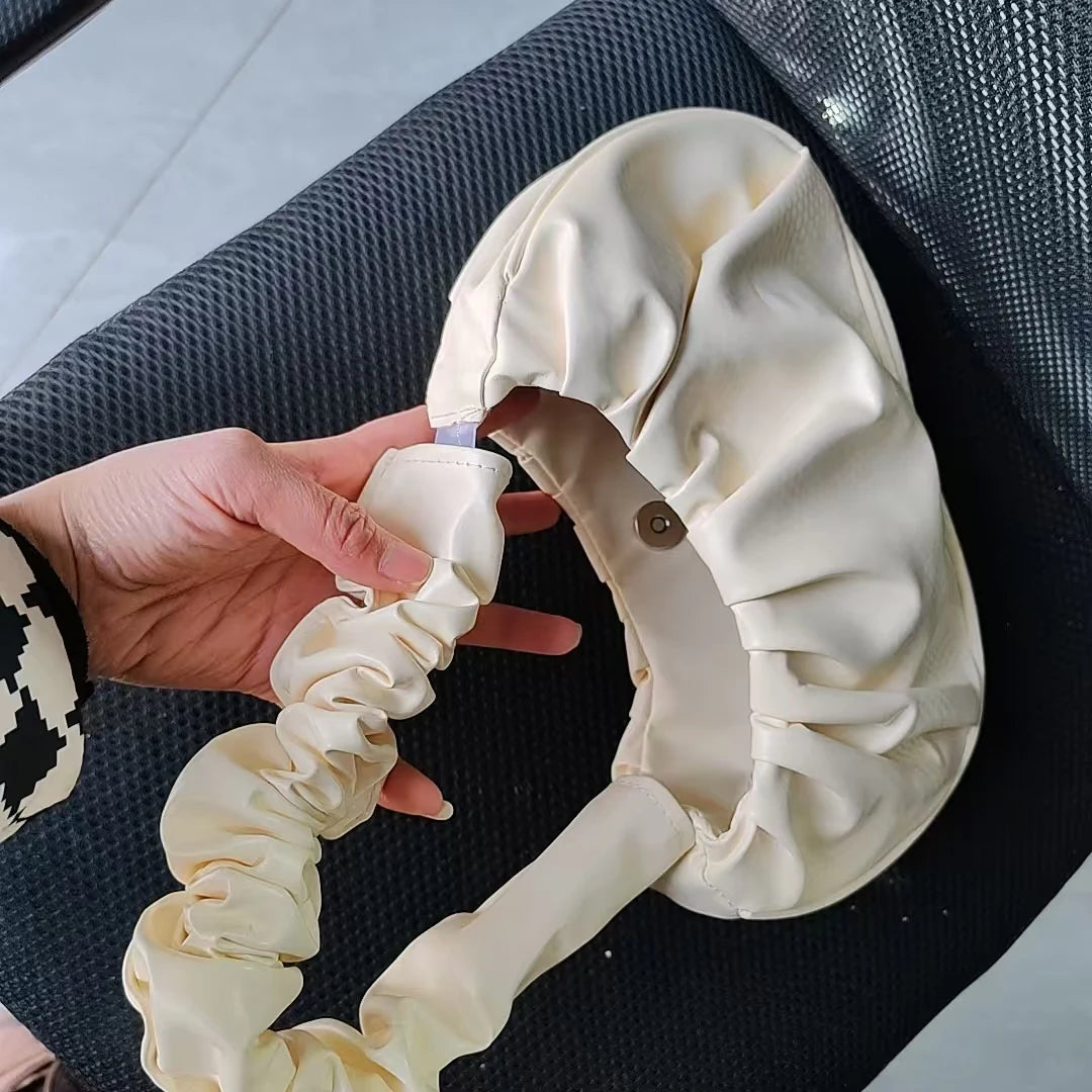 New Essential Small Bag