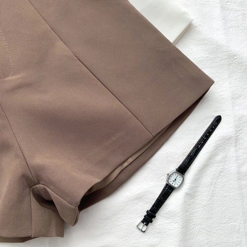 Minimalist Hem Short