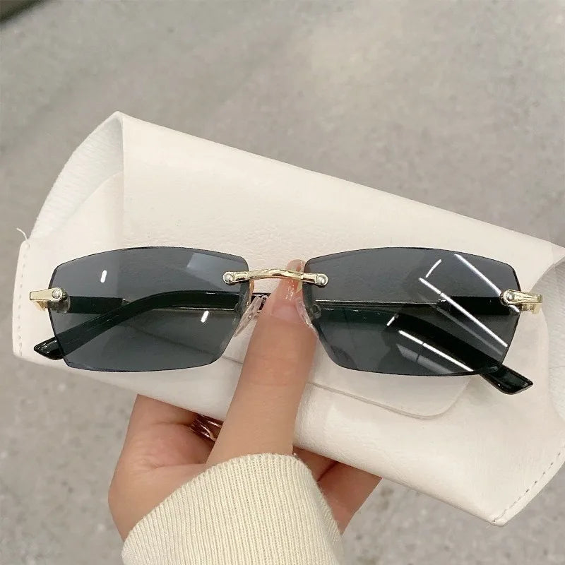 Metal Detail Sunglasses