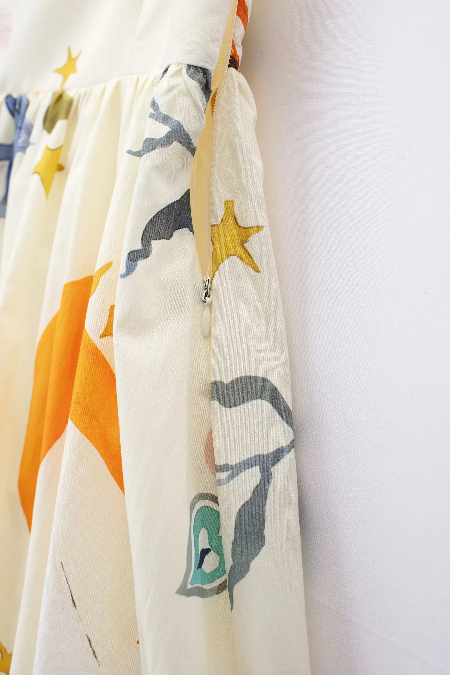 Modern Cropped Blouse