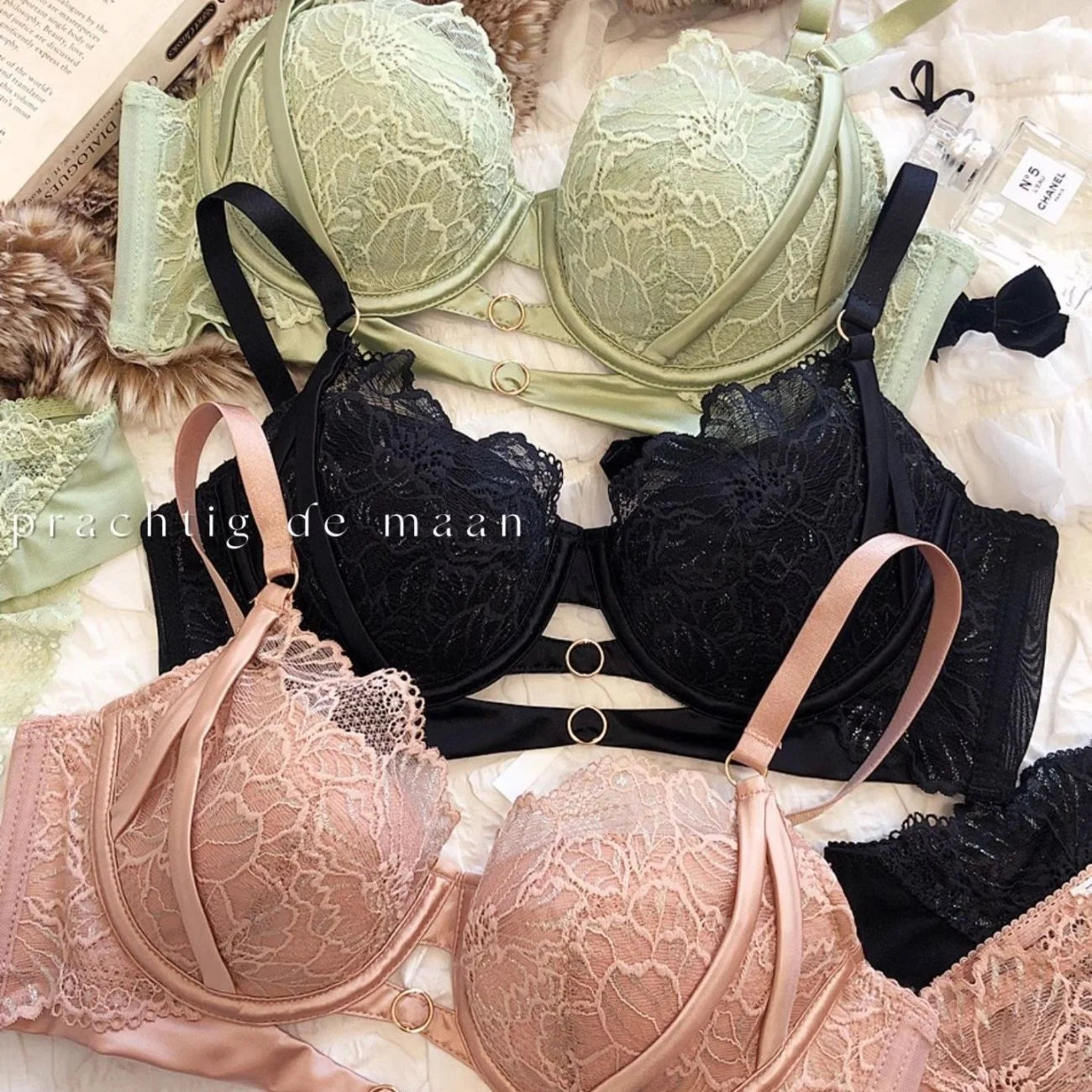 Lingerie Enchanting Thong & Bra Set