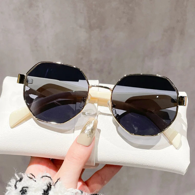 New Vintage Round Sunglasses