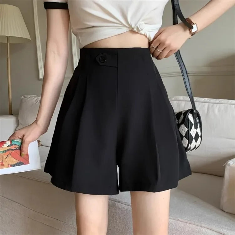 Essential Everyday Short